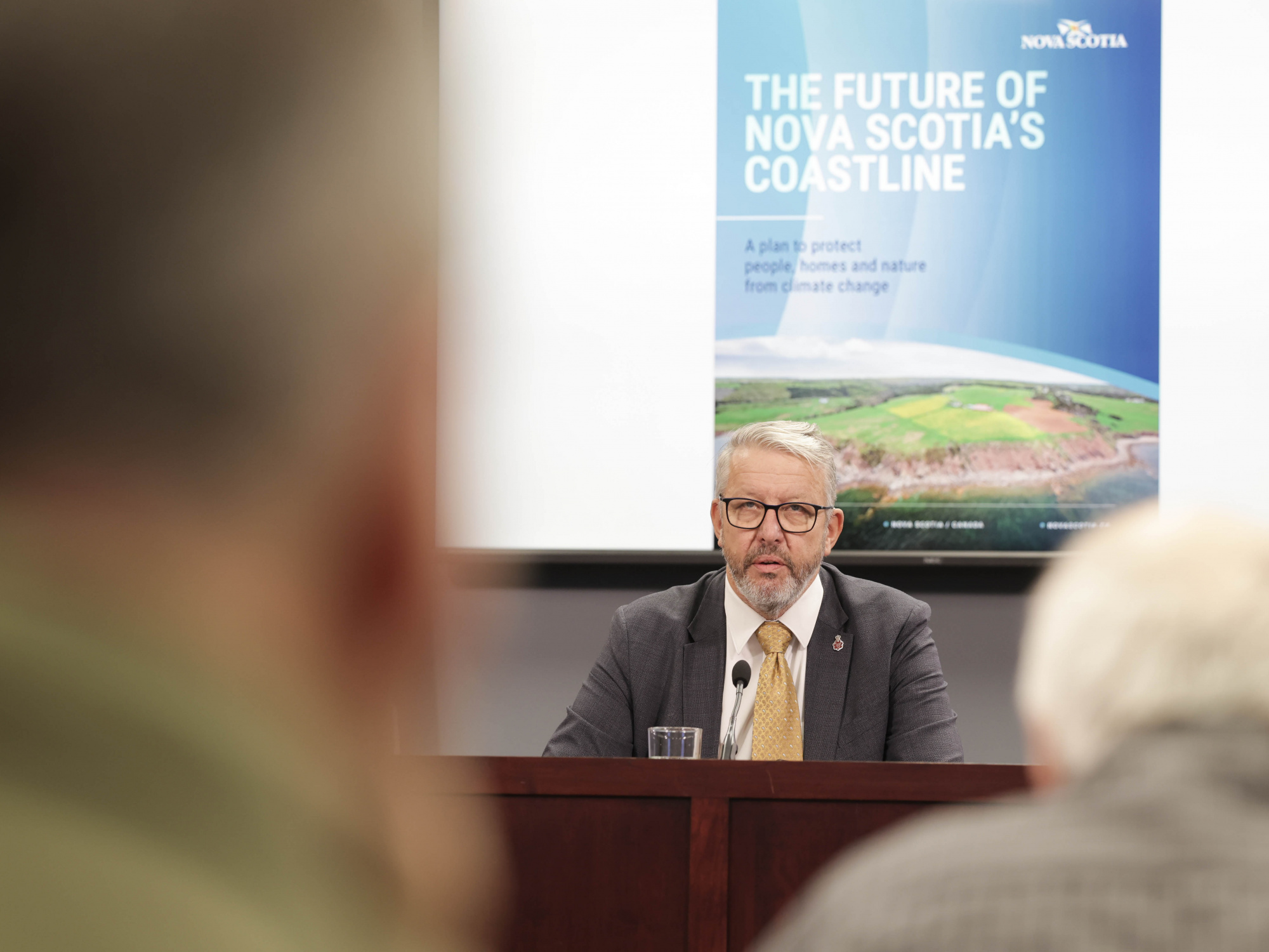 John Lohr, Minister of Municipal Affairs and Housing, speaks during the announcement. (Communications Nova Scotia)