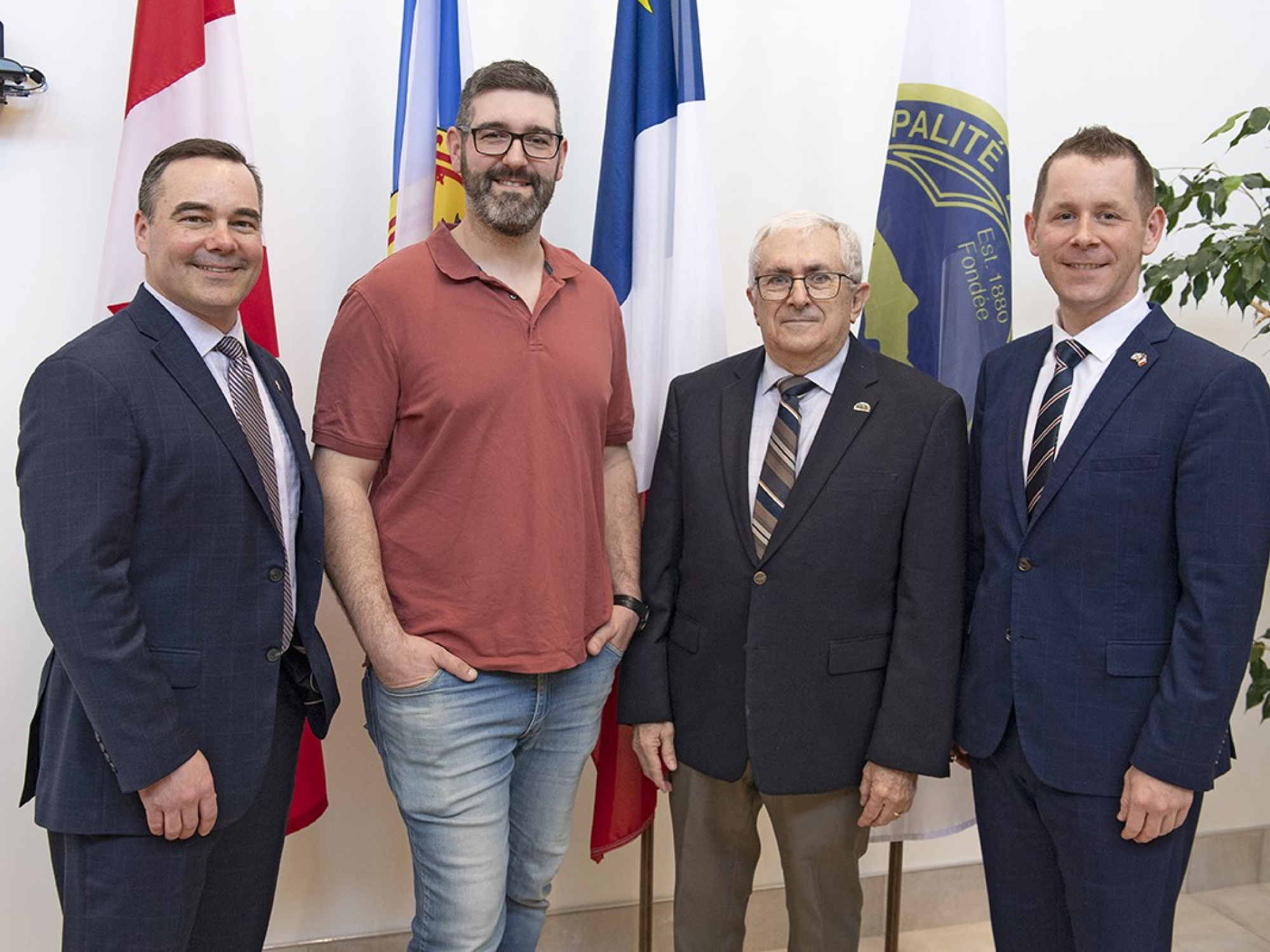 Photo of Kent Smith, Minister of Fisheries and Aquaculture; Colton D’Eon, D’Eon Oyster Company; Danny Muise, Warden, Municipality of the District of Argyle; and Colton LeBlanc, Minister of Service Nova Scotia and MLA for Argyle.