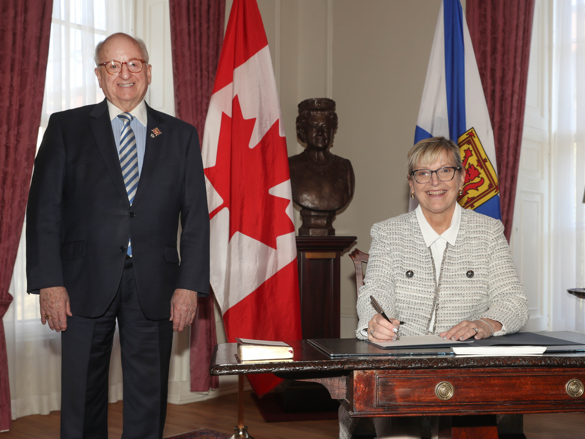 Photo of Lt.-Gov. Arthur J. LeBlanc and new Justice Minister Barbara Adams at her swearing-in ceremony