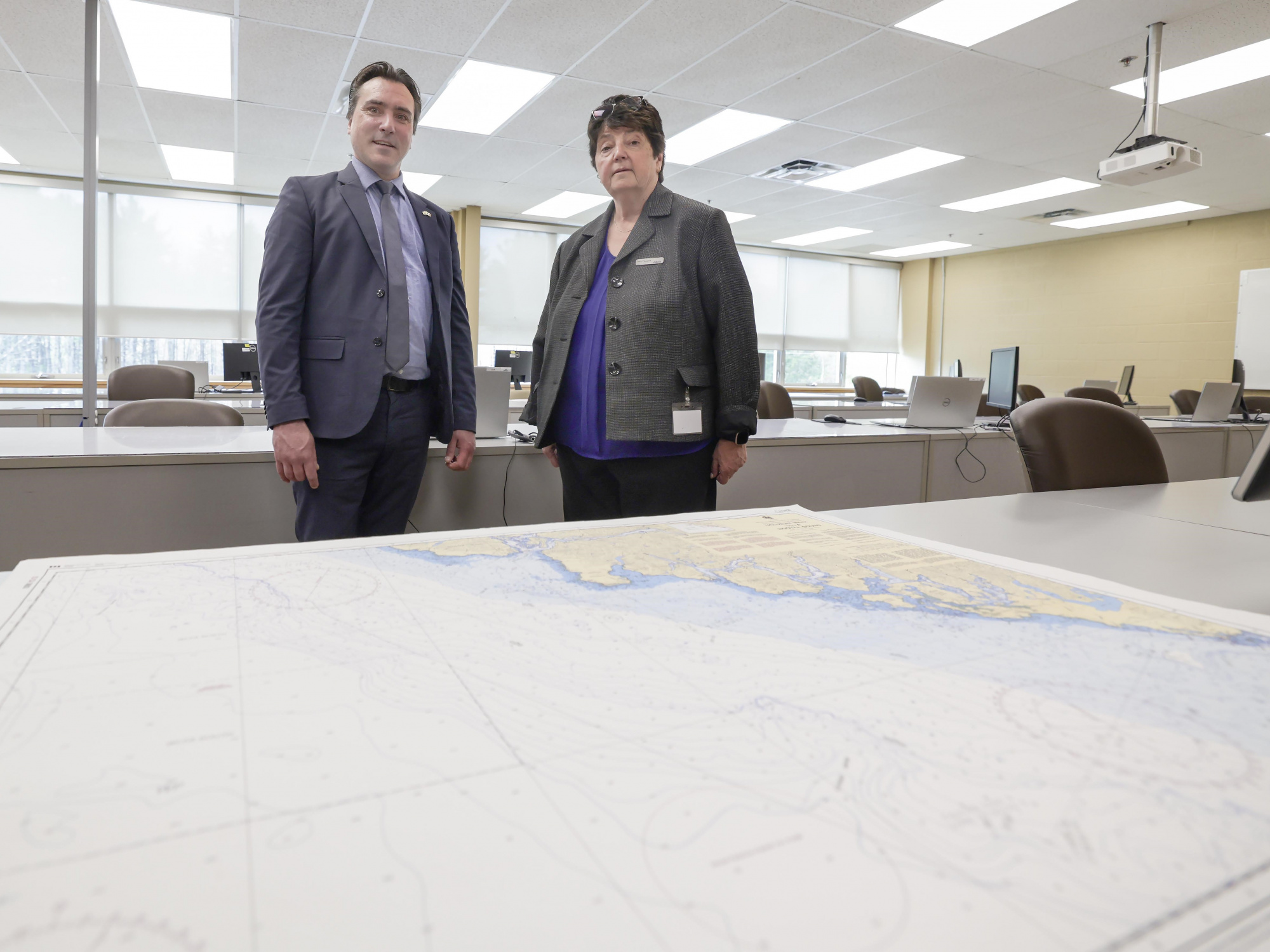 Photo of Shelburne MLA Nolan Young and Mary Thompson, Principal at NSCC's Shelburne campus