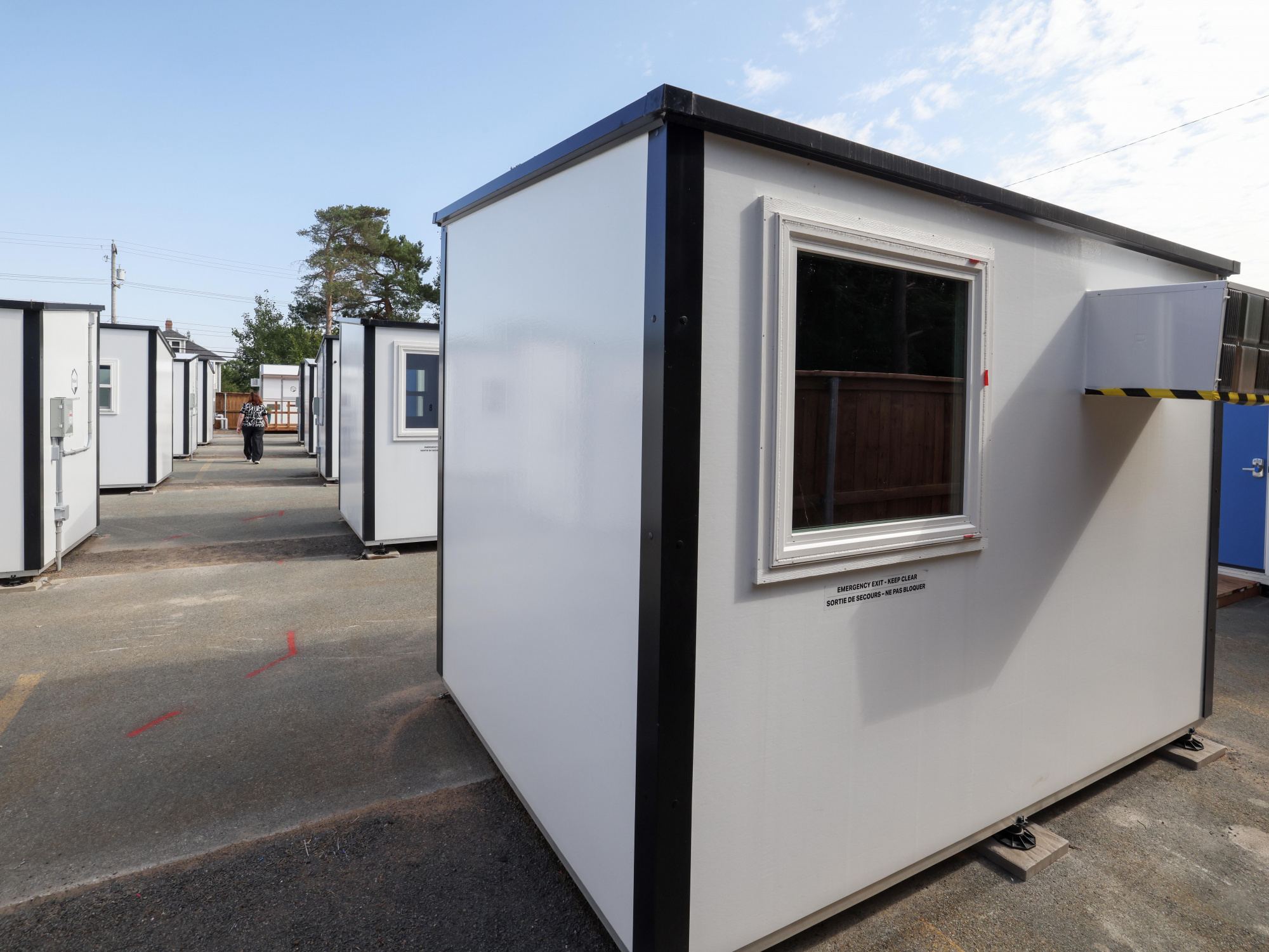 Photo of exterior of a Pallet shelter