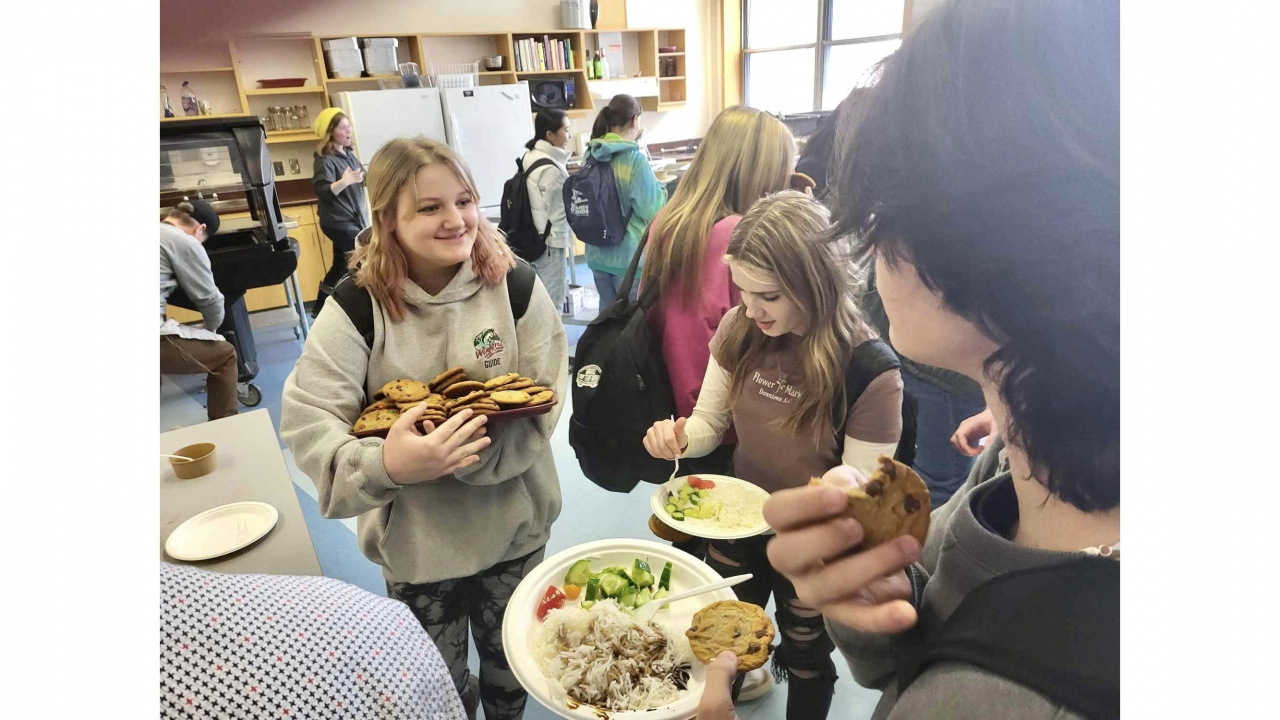 Photo of children getting lunch at school