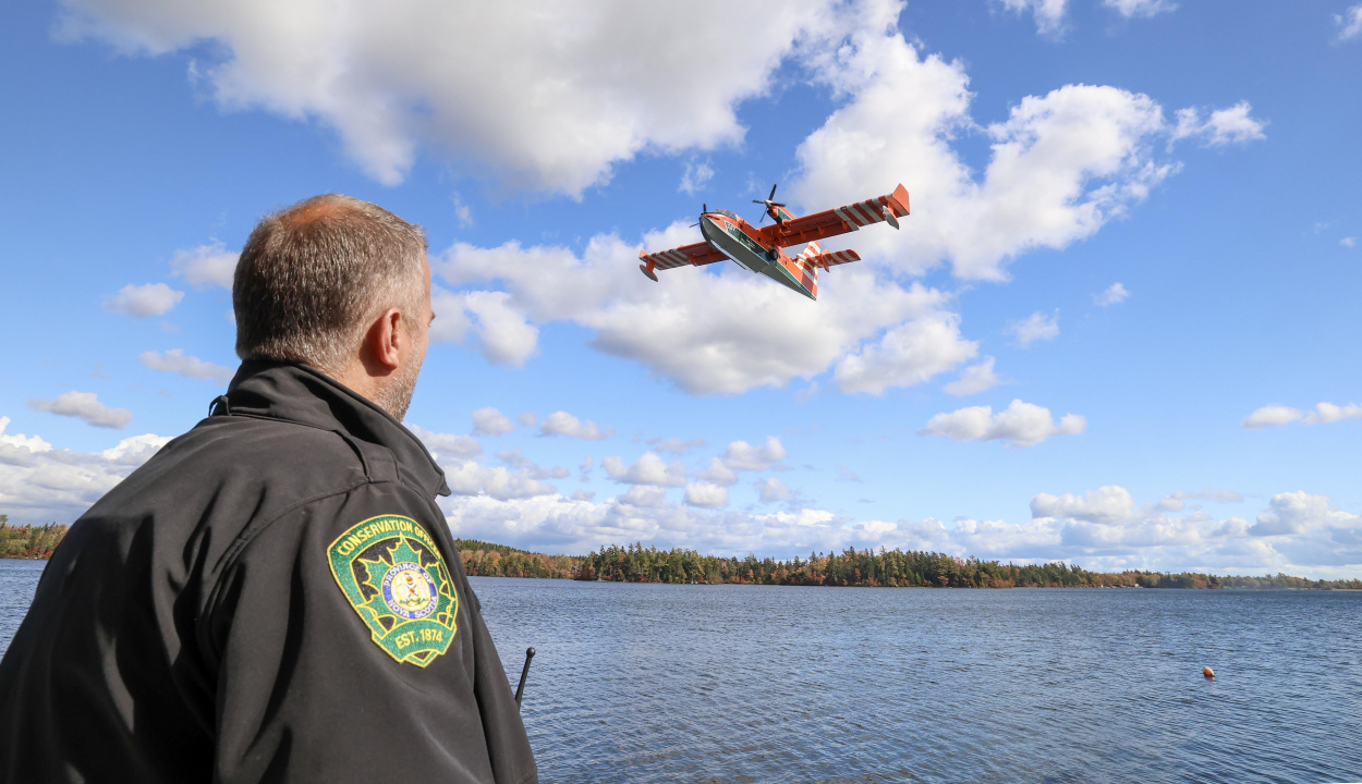 Wildfire response at Lake George, Kings County.