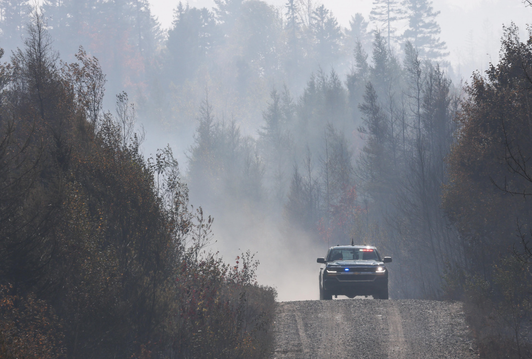 Wildfire response at Lake George, Kings County.