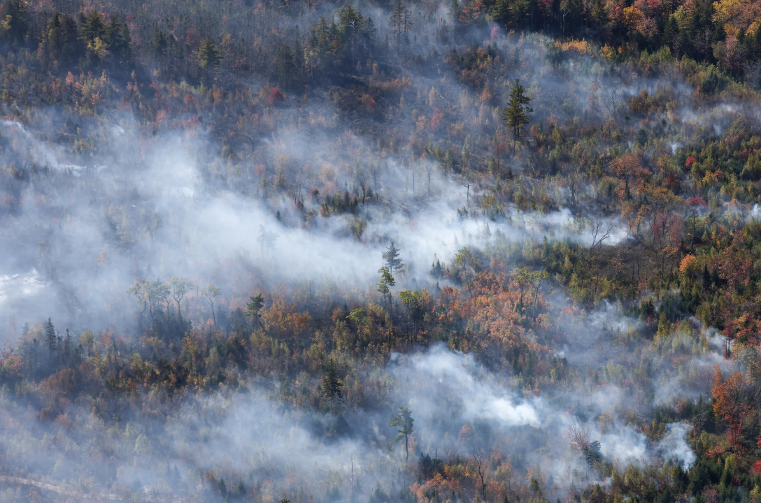 Aerial photo of smoke at the Lake George wildfire