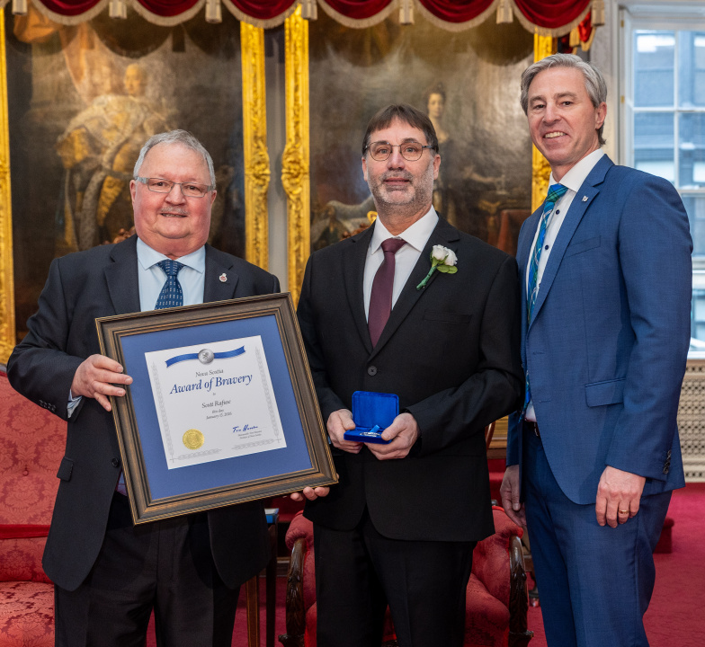 L-R: Tom Steele, Chair, Medal of Bravery Advisory Committee; medal recipient Scott Rafuse of Sydney; and Premier Tim Houston