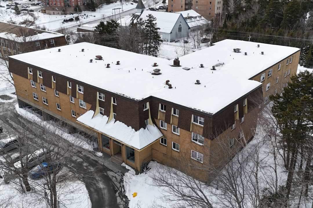 Aerial photo of an apartment building