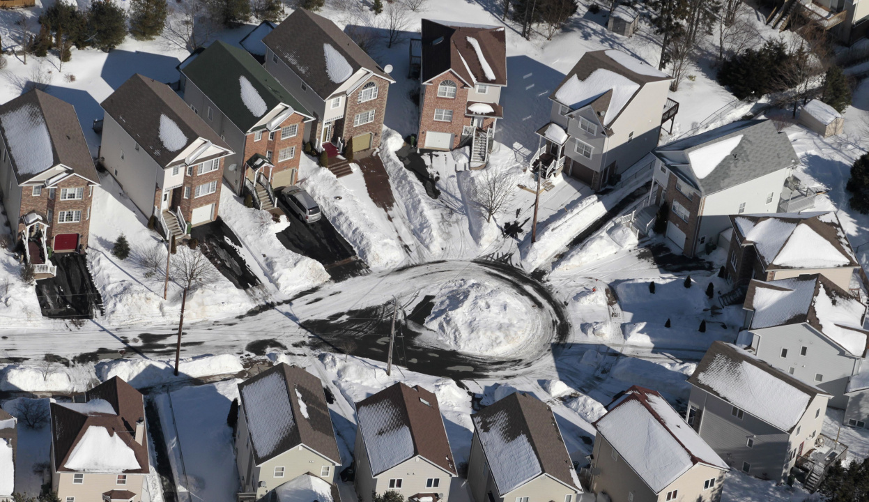 aerial view of houses.